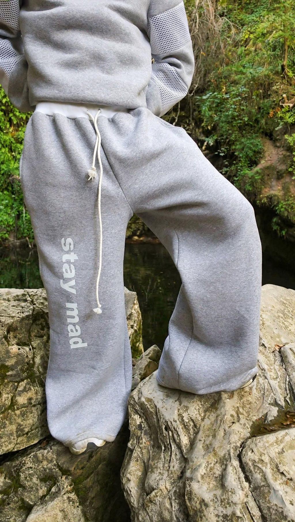 UNMATTA SWEATPANT * GREY WITH WHITE PRINT