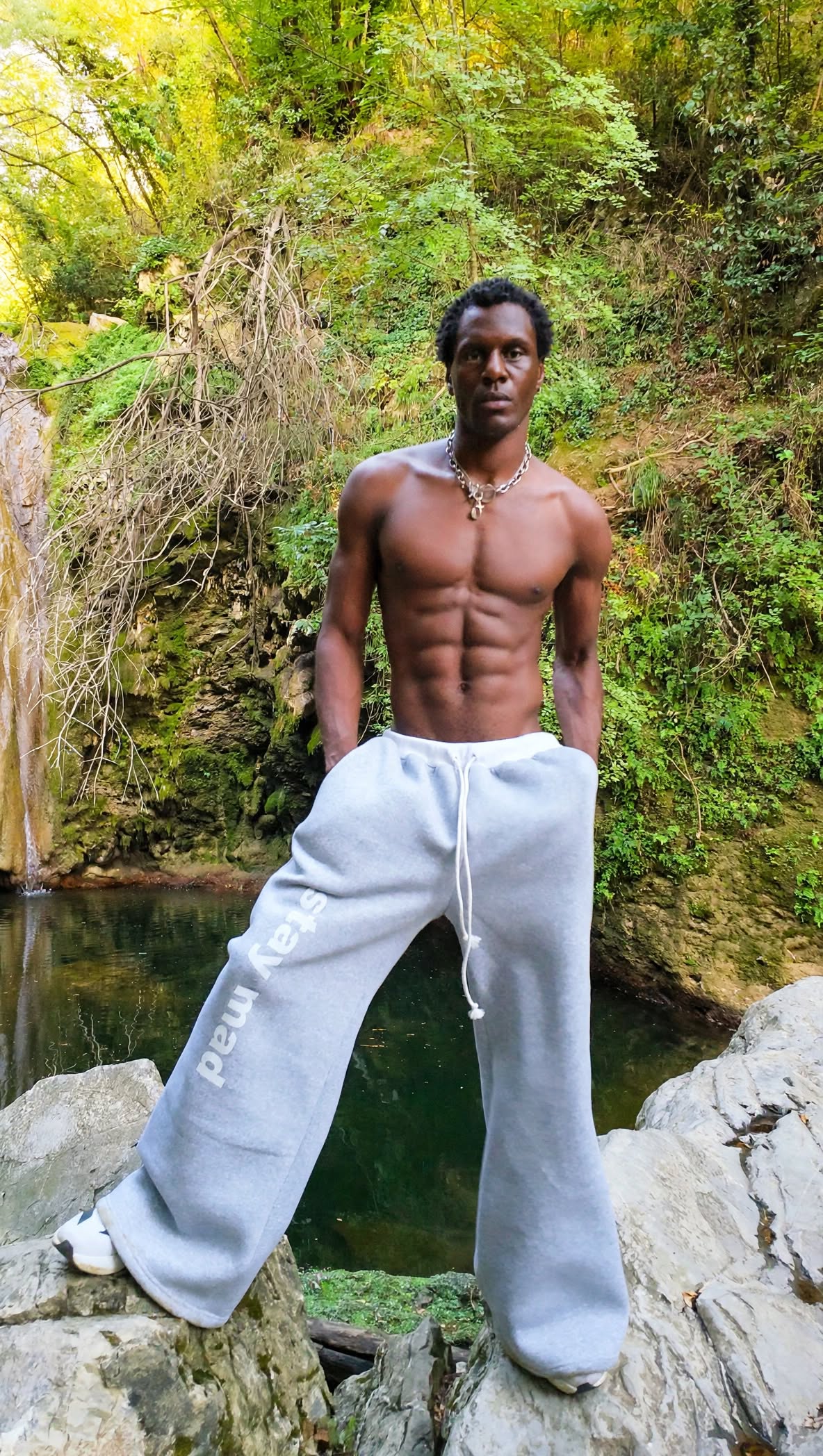 UNMATTA SWEATPANT * GREY WITH WHITE PRINT