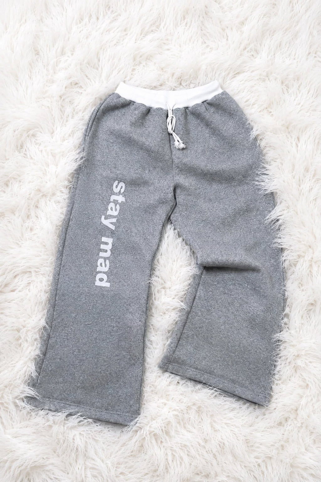 UNMATTA SWEATPANT * GREY WITH WHITE PRINT
