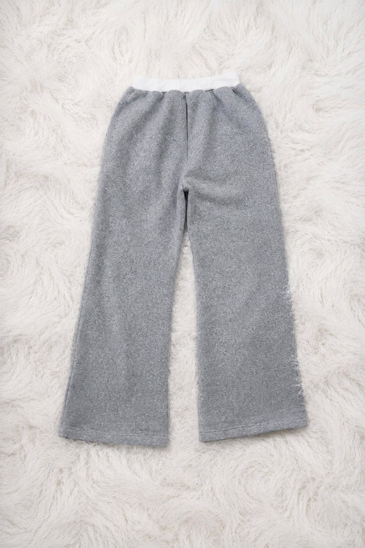 UNMATTA SWEATPANT * GREY WITH WHITE PRINT