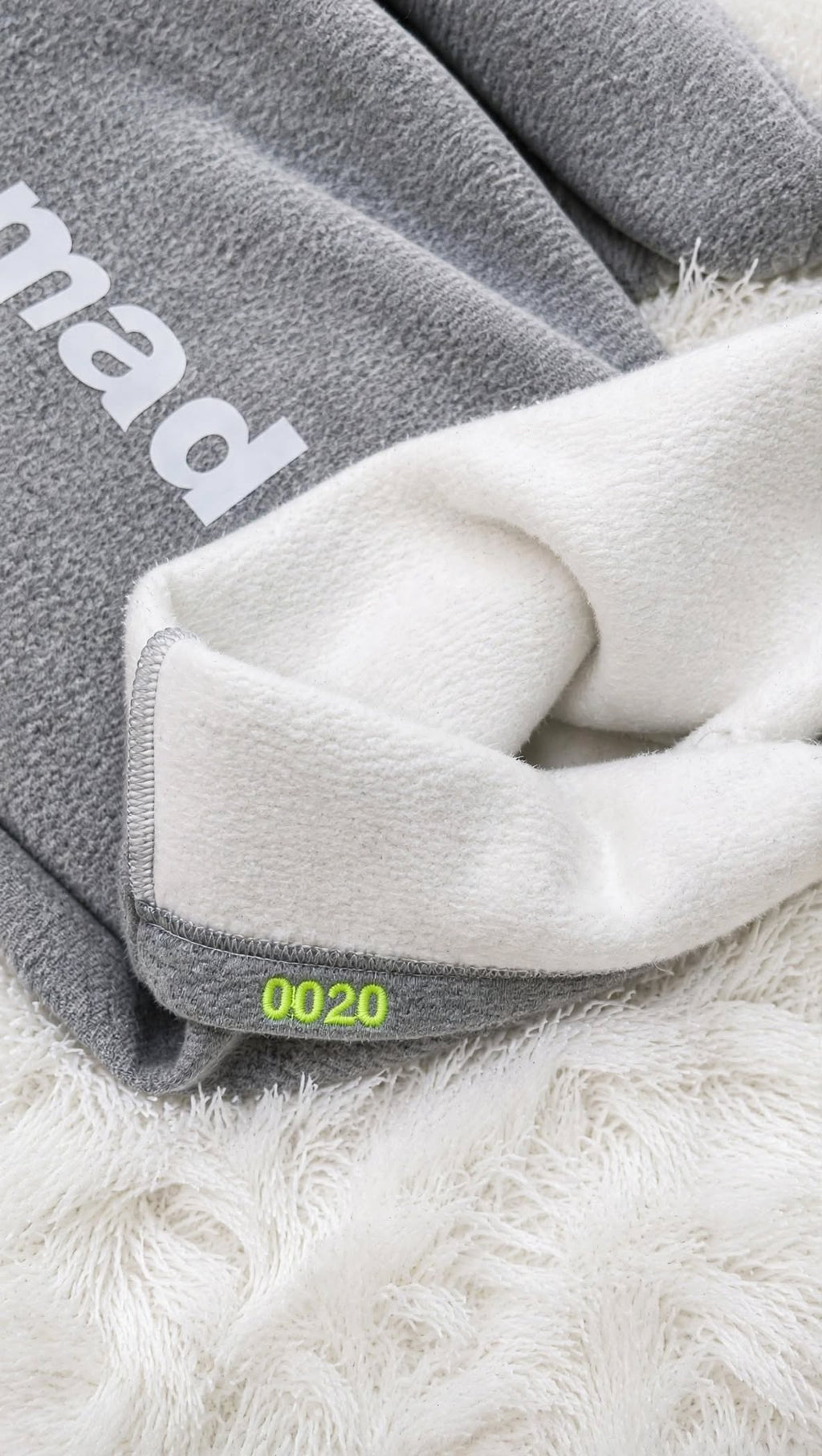 UNMATTA SWEATPANT * GREY WITH WHITE PRINT
